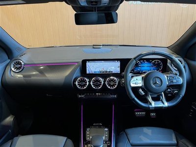 MERCEDES-BENZ GLA AMG - 4