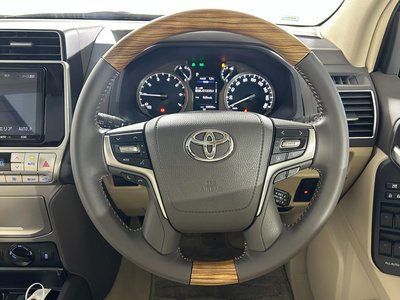 TOYOTA LAND CRUISER PRADO - 4