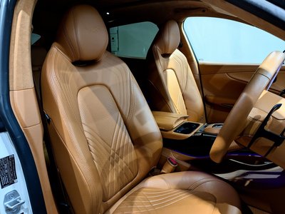 2021 Aston Martin DBX — миниатюра 19