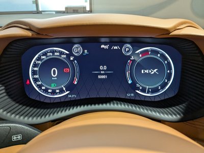 2021 Aston Martin DBX — миниатюра 23
