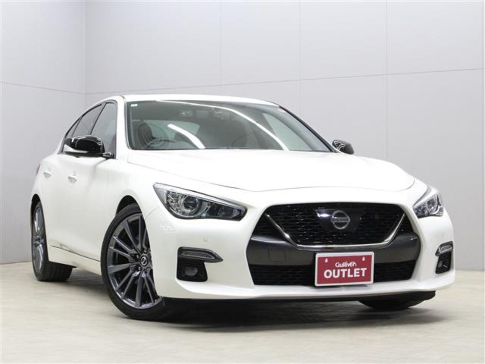 NISSAN SKYLINE - View 1