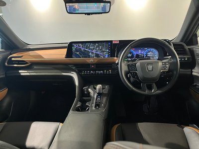 TOYOTA CROWN CROSSOVER - 4