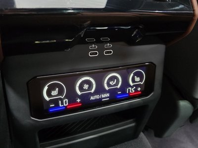 2025 BMW 5 SERIES 缩略图 25