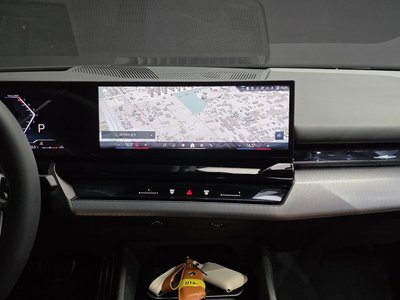 2025 BMW 5 SERIES 缩略图 22