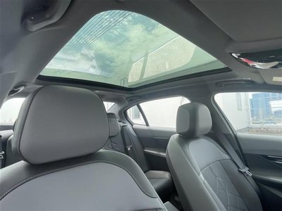 صورة 3 لـ 2025 BMW 5 SERIES