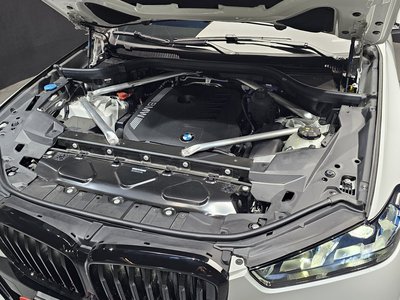 صورة 7 لـ 2025 BMW X5