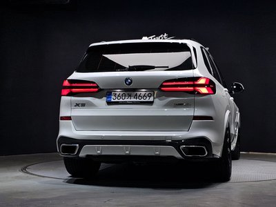 صورة 3 لـ 2025 BMW X5
