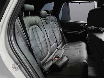 صورة مصغرة 17 لـ 2025 BMW X5
