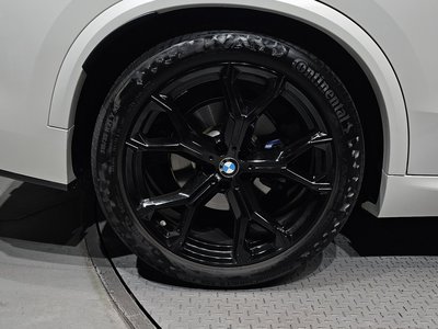 صورة 6 لـ 2025 BMW X5