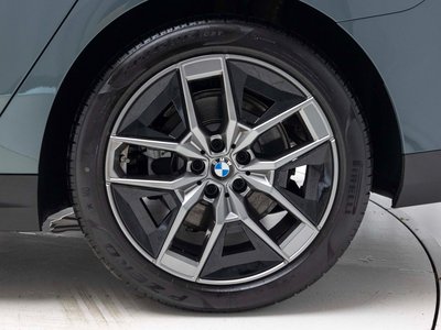 صورة 6 لـ 2025 BMW 5 SERIES