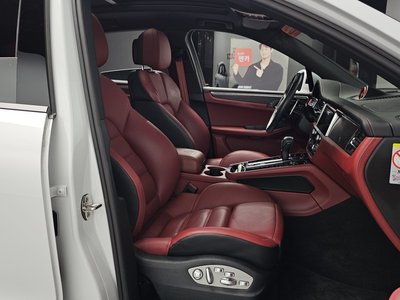 صورة مصغرة 16 لـ 2023 Porsche MACAN