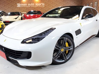 2017 Ferrari GTC4 LUSSO photo 1