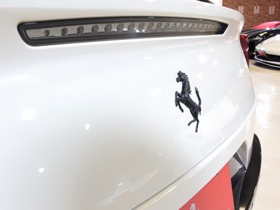 صورة مصغرة 32 لـ 2017 Ferrari GTC4 LUSSO