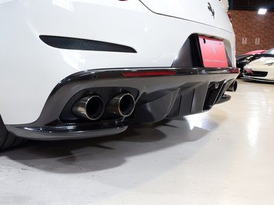 صورة مصغرة 36 لـ 2017 Ferrari GTC4 LUSSO