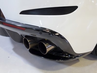 صورة مصغرة 35 لـ 2017 Ferrari GTC4 LUSSO