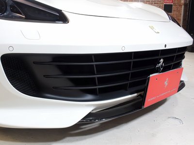 2017 Ferrari GTC4 LUSSO photo 7