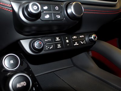 2017 Ferrari GTC4 LUSSO photo 3