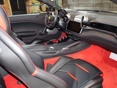 صورة مصغرة 48 لـ 2017 Ferrari GTC4 LUSSO