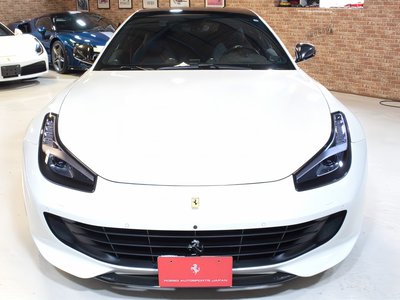 2017 Ferrari GTC4 LUSSO photo 6