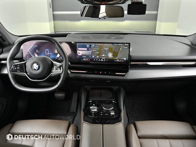 BMW 5 SERIES - 4