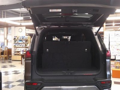 2022 Lexus LX 缩略图 13