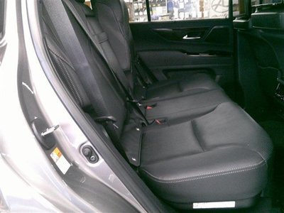 صورة 4 لـ 2022 Lexus LX