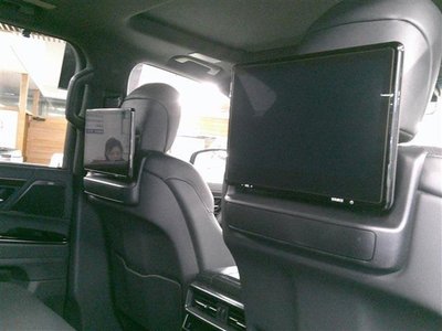 صورة 5 لـ 2022 Lexus LX