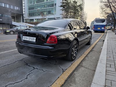 ROLLS-ROYCE GHOST - 7