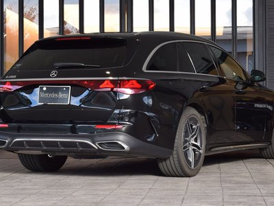 MERCEDES-BENZ E-CLASS - 10