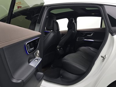 2023 Mercedes-BENZ EQE 缩略图 16