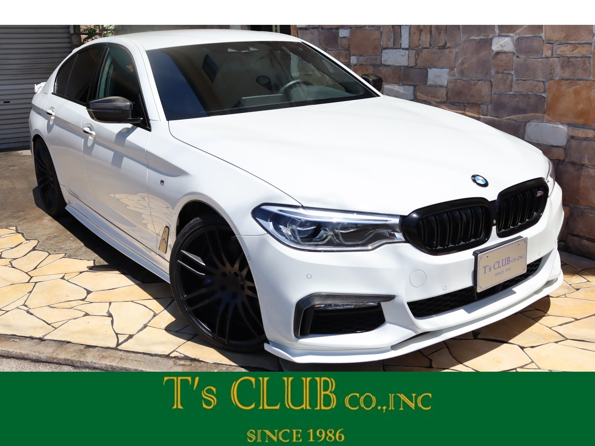 BMW 5 SERIES - View 1