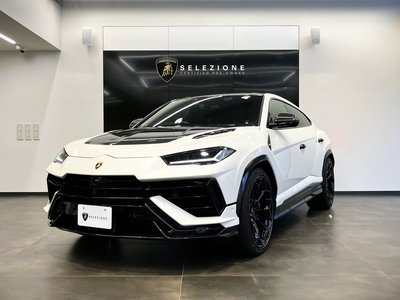 LAMBORGHINI URUS - 9