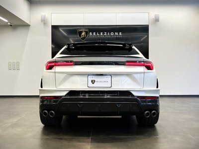 LAMBORGHINI URUS - 6