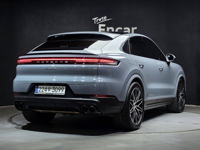 PORSCHE CAYENNE - 4
