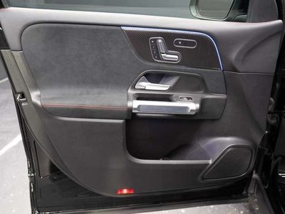 2020 Mercedes-BENZ GLB — миниатюра 38