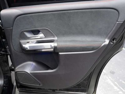 2020 Mercedes-BENZ GLB — миниатюра 41