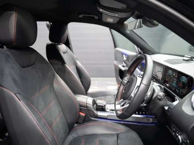 2020 Mercedes-BENZ GLB — миниатюра 35