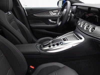 2025 Mercedes-BENZ GT AMG 缩略图 18