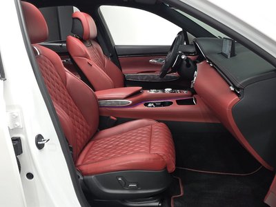 2022 Genesis GV70 — миниатюра 11