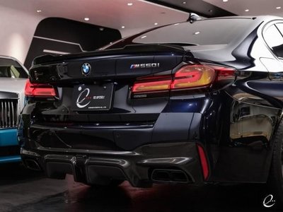 صورة 8 لـ 2021 BMW 5 SERIES