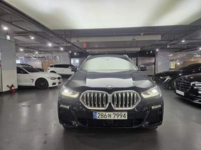 2021 BMW X6 photo 1