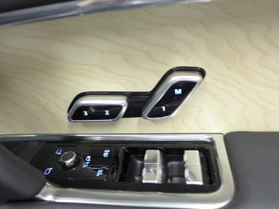 2025 LAND Rover RANGE ROVER — миниатюра 21