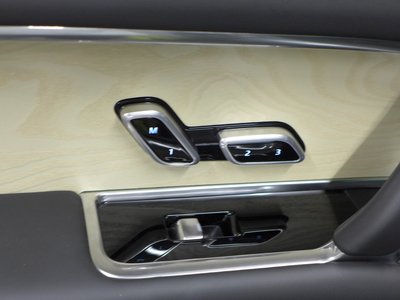 2025 LAND Rover RANGE ROVER — миниатюра 26