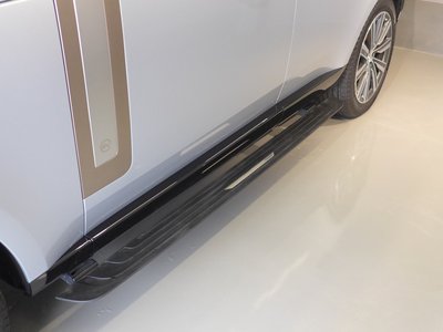 2025 LAND Rover RANGE ROVER photo 9