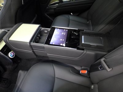 2025 LAND Rover RANGE ROVER — миниатюра 39