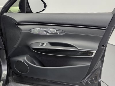 2021 Genesis GV70 — миниатюра 15