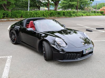 PORSCHE 911 - 6