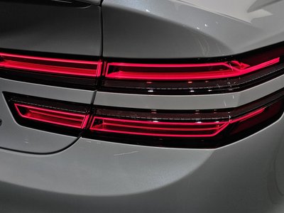 GENESIS G80 (RG3) - 10