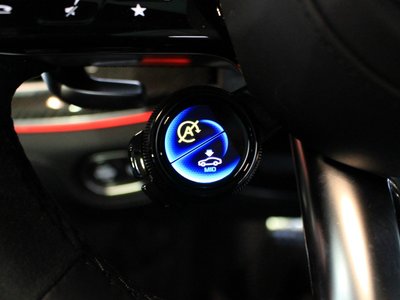 2026 Mercedes-BENZ GLE AMG — миниатюра 30