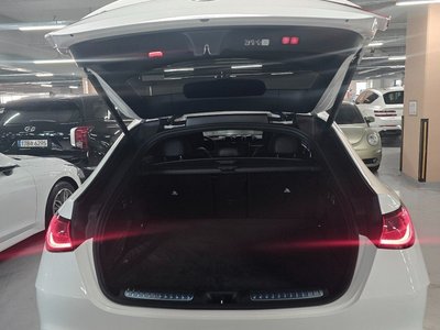 MERCEDES-BENZ GLC - 6